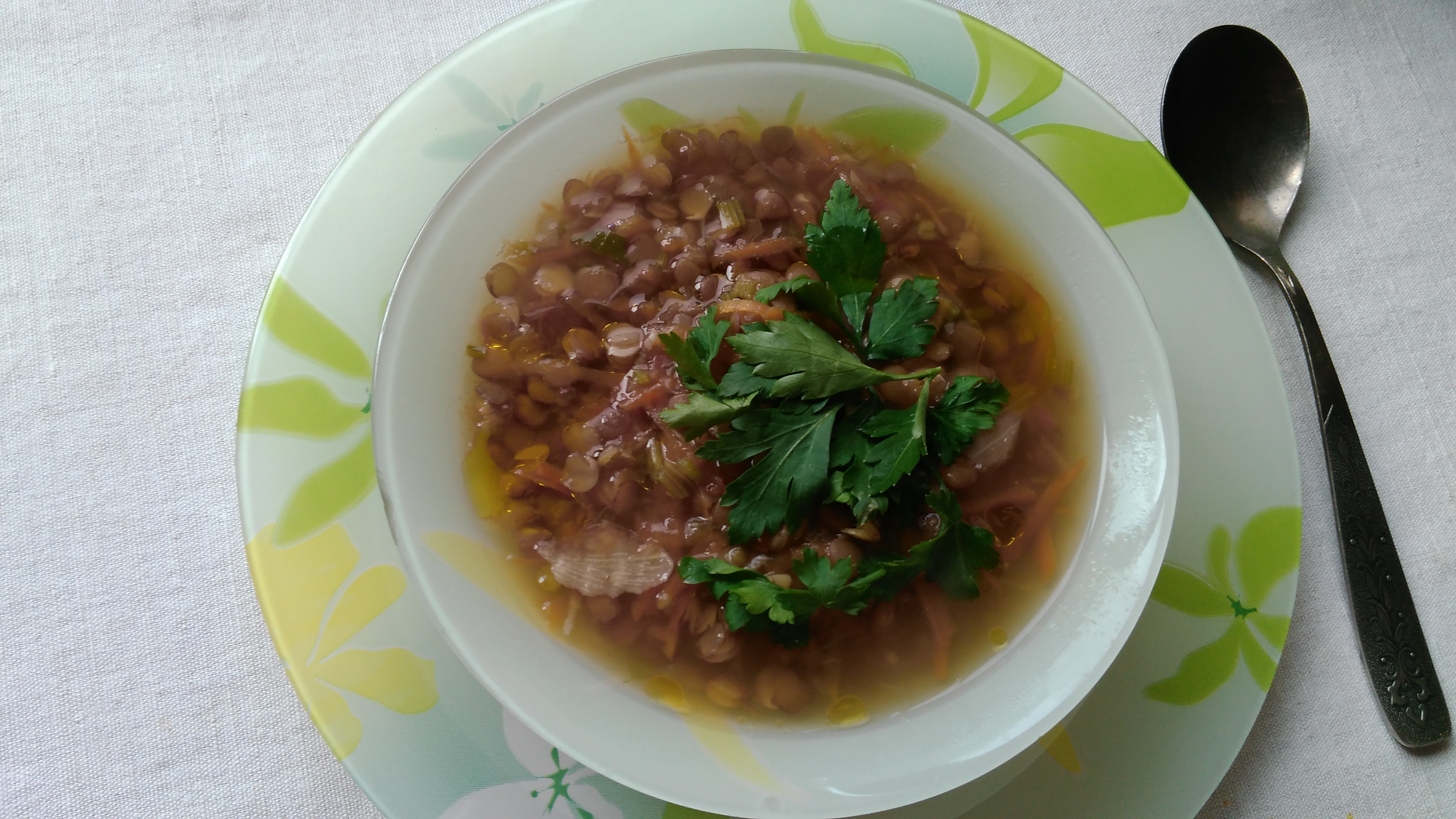 Калорийность чечевичного супа на мясном бульоне