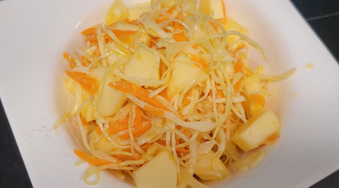 Салат из моркови и капусты: калорийность на 100 г, белки, жиры, углеводы