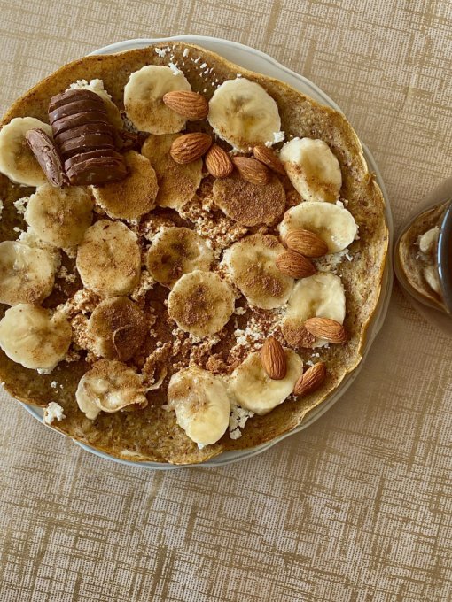 Блины овсяные с банановым муссом